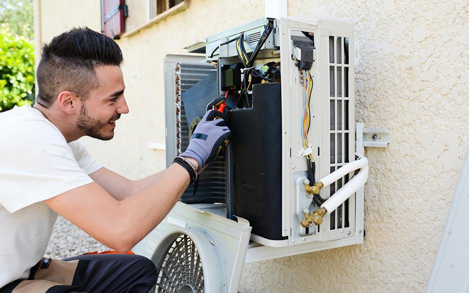 cherche électricien pas cher Évry